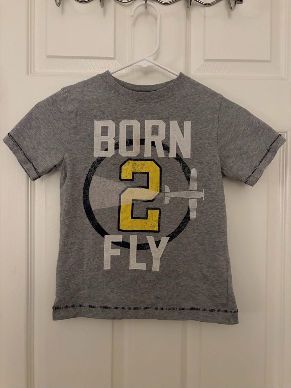 Gymboree Gray Tee with Yellow and White Born 2 Fly Graphic